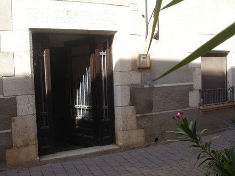 puerta principal vivienda