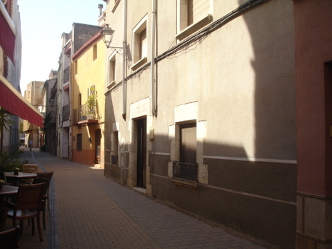 fachada y calle